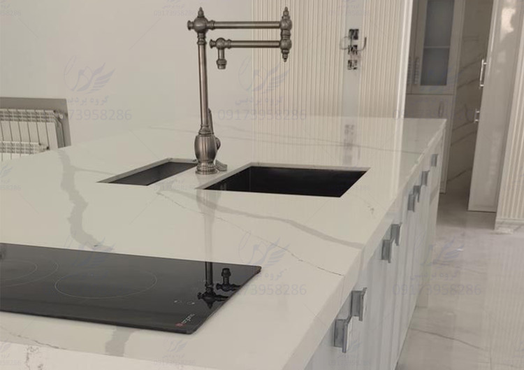 کوارتز توتم 9110 balenottera